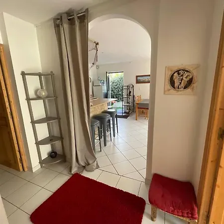 Flat In A Unique Location 30 M From The With Terrace And Garden Carnac